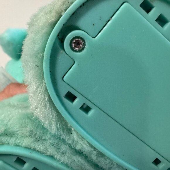 Vintage Care Bears Workout Cheer Bear Plush 2004 โ Singing Animated Toy - Picture 12 of 12